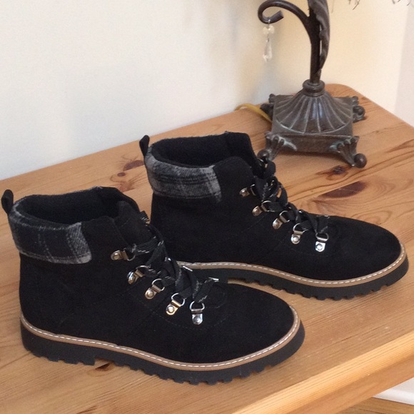 🎉HOST PIC🎉 Adorable New Black Ortholite eco Boot Sz 8 Great Deal - Picture 2 of 9